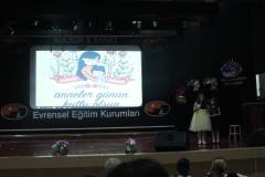 Evrensel Kolej